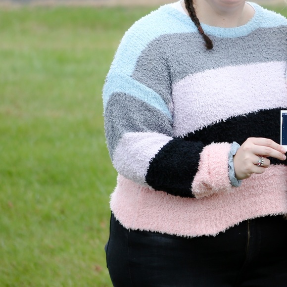 Wild Fable Multi Colored Sweater - Picture 4 of 5